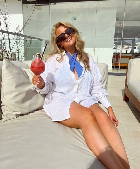 Emily Mather free actress pics