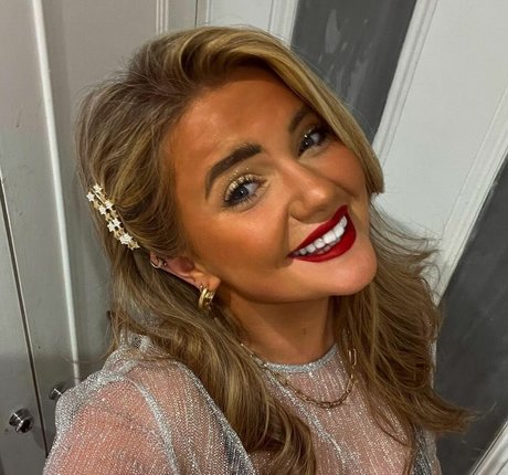 Emily Mather top star pictures