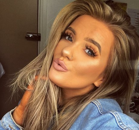 Emily Mather pornstar pretty img