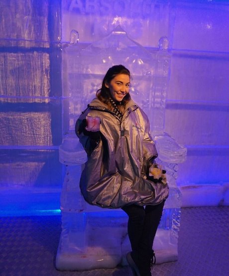 Jenna Ashley hot model pic