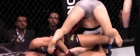 Gillian Robertson beautiful model photo