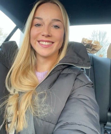 Giulia Gwinn star high quality gallery