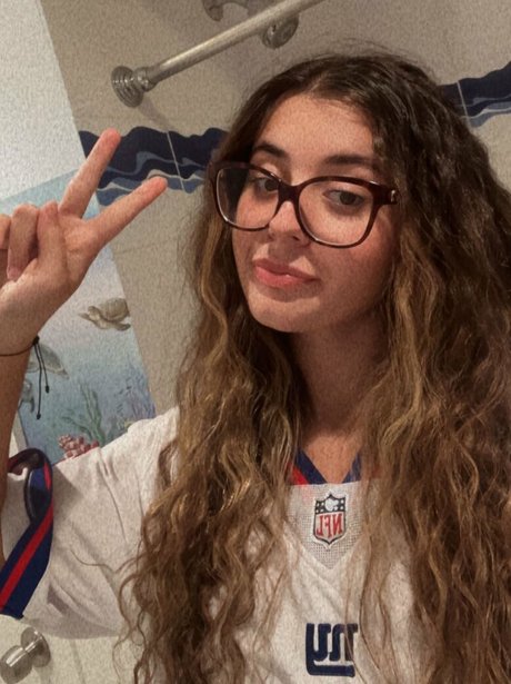 hanahoops top star photo