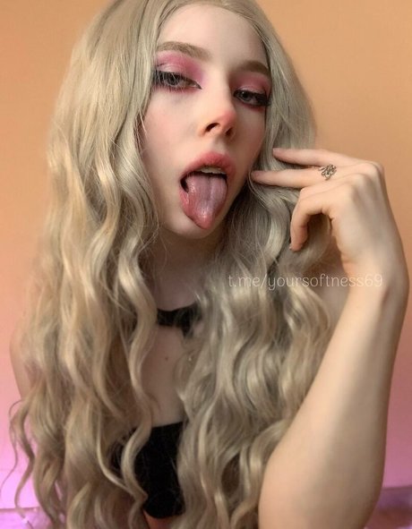 soft lil girl nudes actress pictures