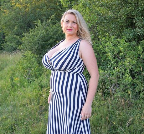 pati rose_ nudes actress picture