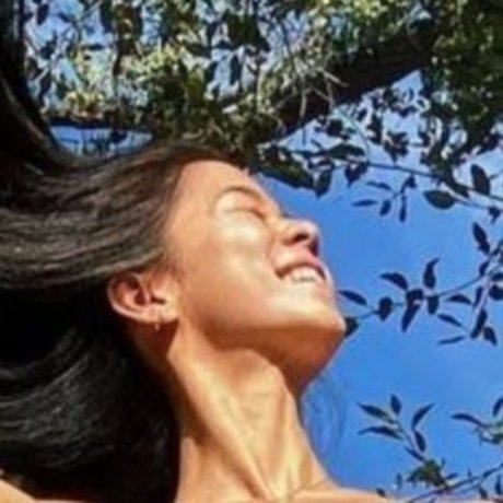 Leah Lewis best actress pictures