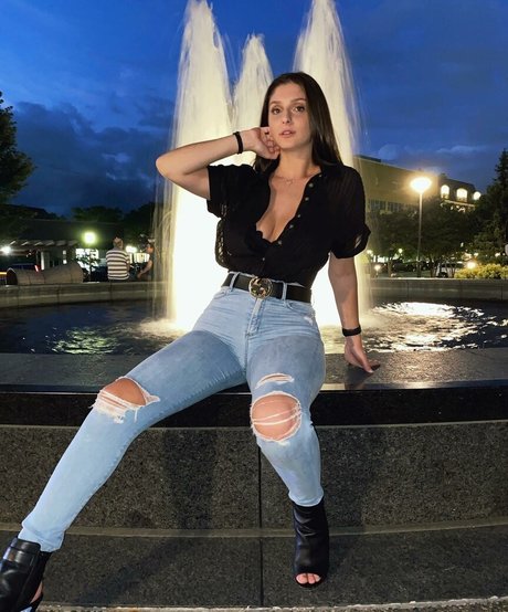 Efiyenia Stavropoulos sexy actress photos