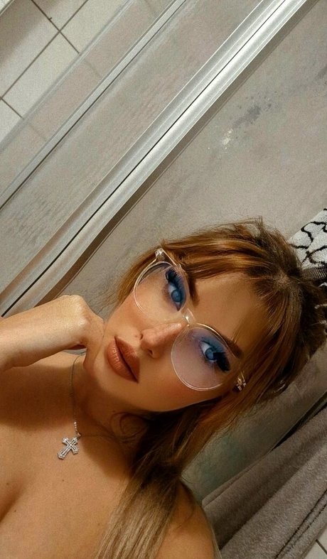 Stassia petsou model sex picture