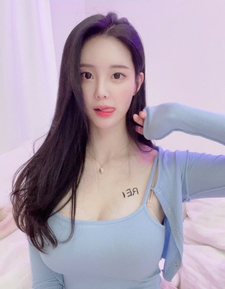 tamimi porn model archive