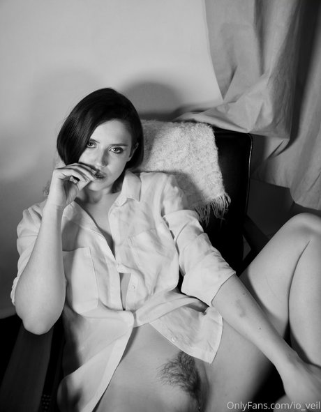 Ioveil perfect model pic