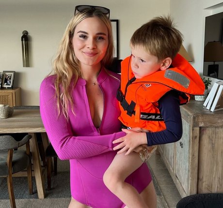 Holly Ramsay sexy star archive