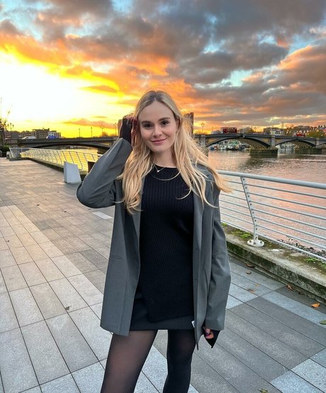 Holly Ramsay Profile pic