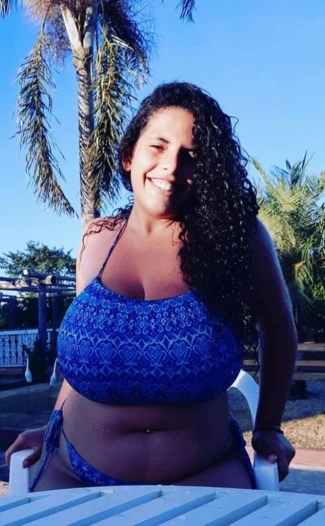 Mayla Coimbra star hot picture