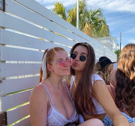 Sammy Jerrard art model pic