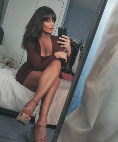 Vicki Walker model adult gallery