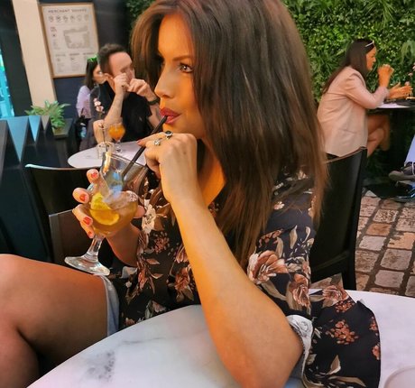 Vicki Walker perfect pornstar picture