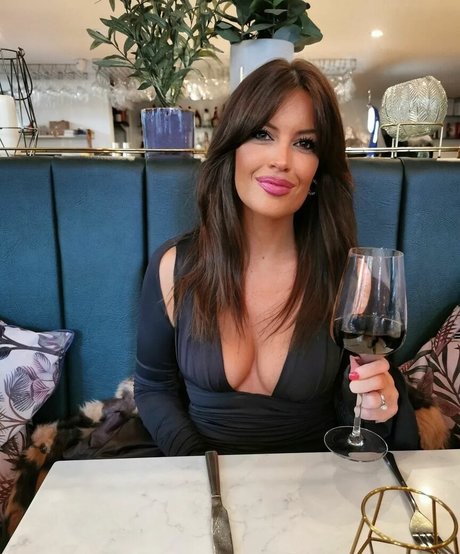 Vicki Walker pornstar adult pics