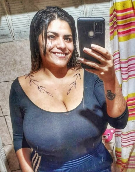 Marlii Rodriguez star sexy images