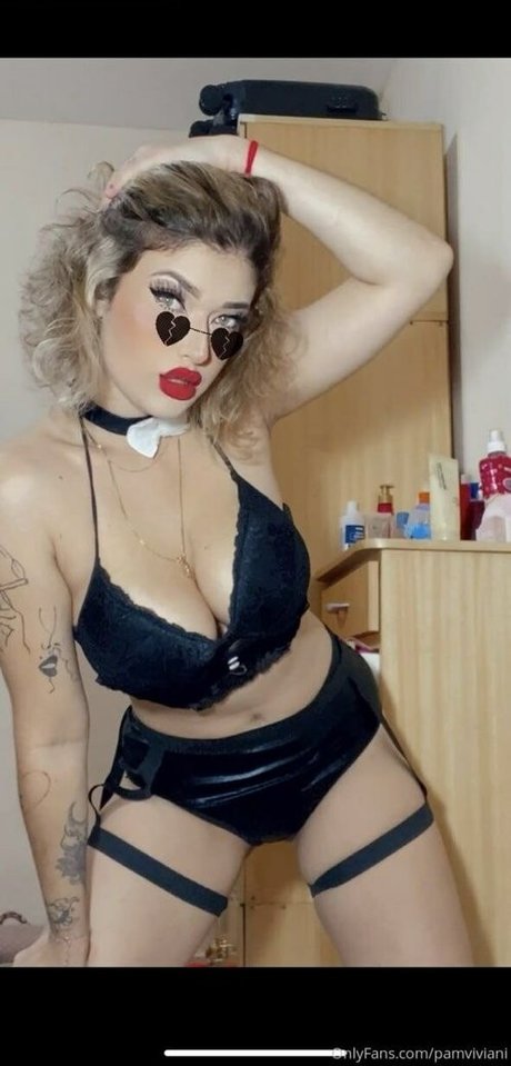 Pamviviani art actress archive