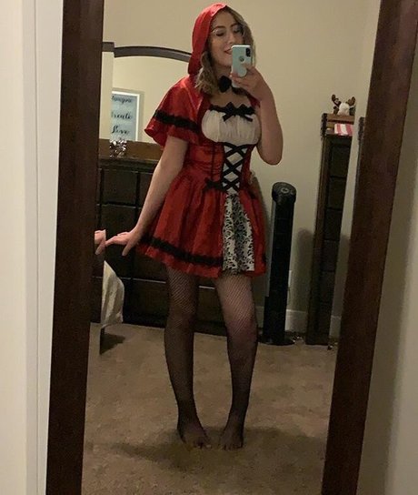 Mommyjae top model picture