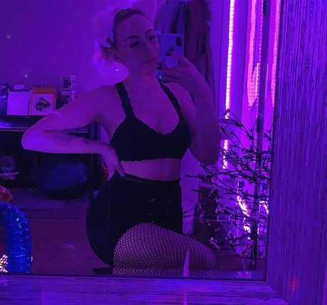 Mommyjae model free image