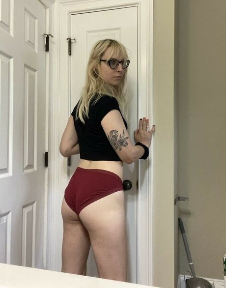 Aliss Disaster star image