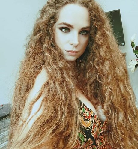 Emily Jezebelle Hamilton beautiful pornstar gallery