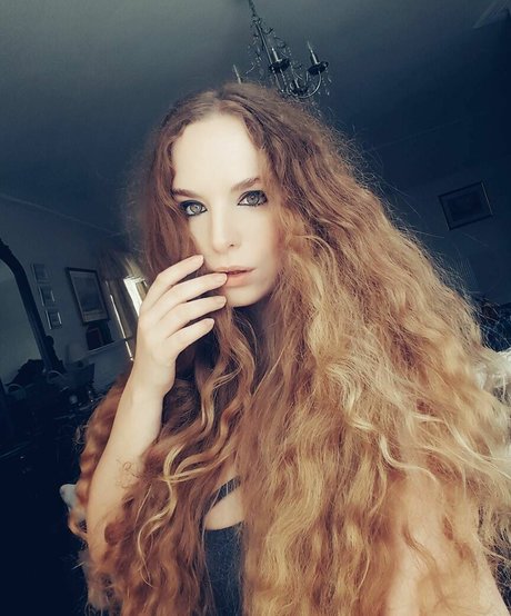 Emily Jezebelle Hamilton pornstar hot photos