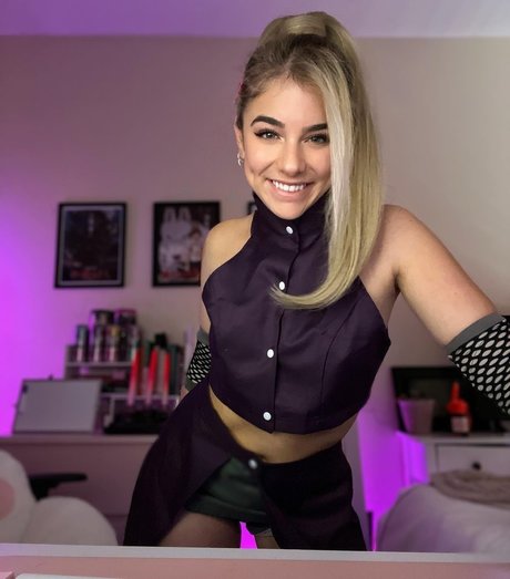 littlebunny x pornstar erotic pic