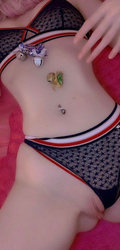 LaLou La pretty model gallery