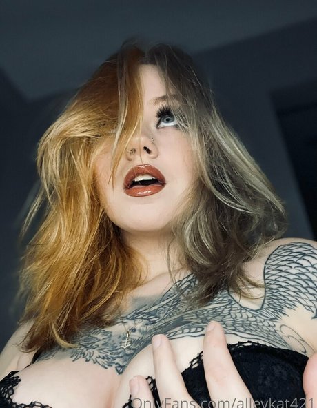 Alleykat421 hot star image