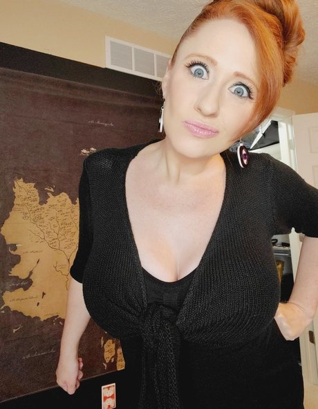 Rawrist pornstar high quality img