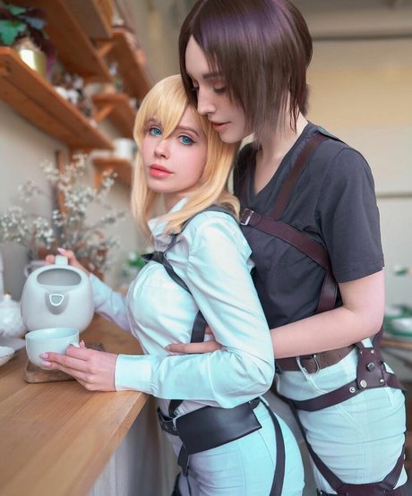 Asagi Nanami sexy actress picture