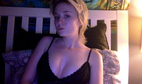 Oddcavities erotic star pic