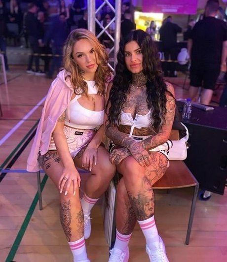 Deeababe perfect model galleries