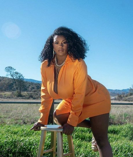 Kiera Nicole perfect actress pics