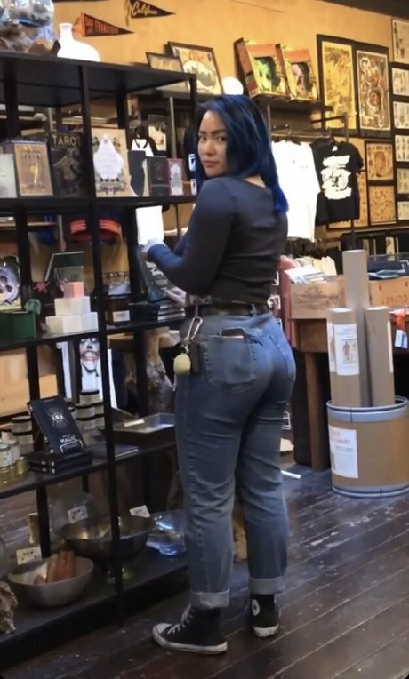 ih8vegans exclusive star image