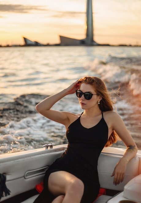 likadavis star exclusive picture