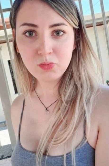 Angel Isis nice pornstar archive