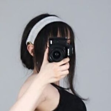 Epicinternertgf model hot photo