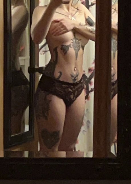 Cadybell model sex photos