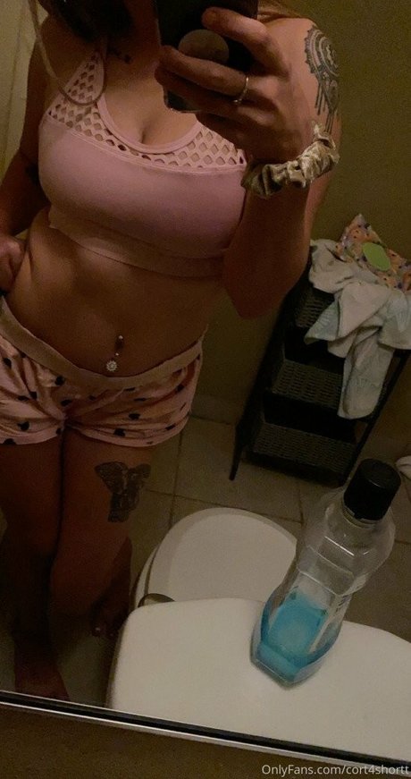 cort4shortt model picture