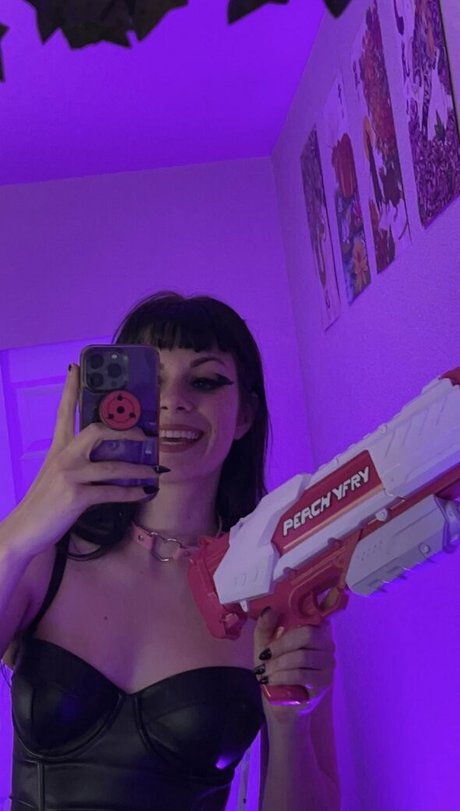 PeachyFry nudes star pictures