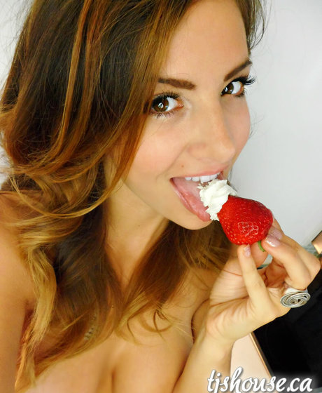 TJHeart pornstar sex archive