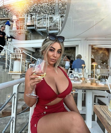 Fiona S xxx pornstar photo