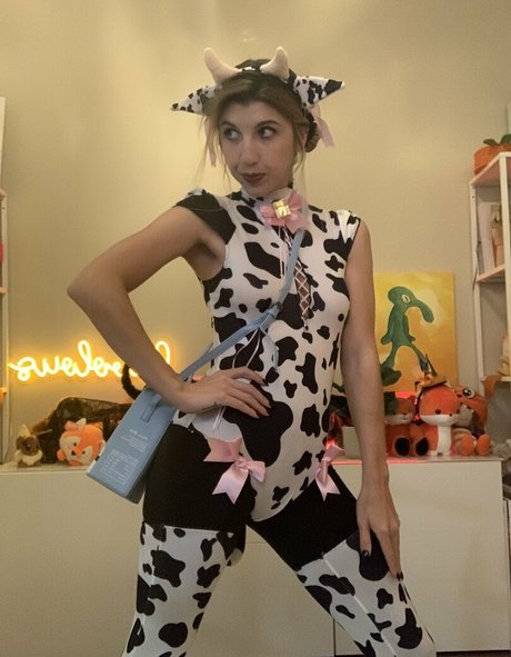 ASMR FrivolousFox pornstar nudes image