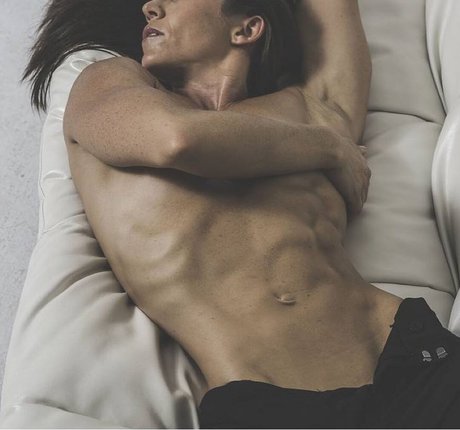 Tana Swink star high quality image