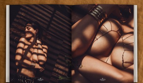 Naima Vega perfect model photo