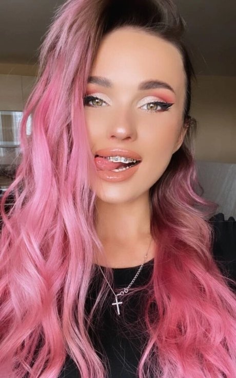 chikagokate hot pornstar image