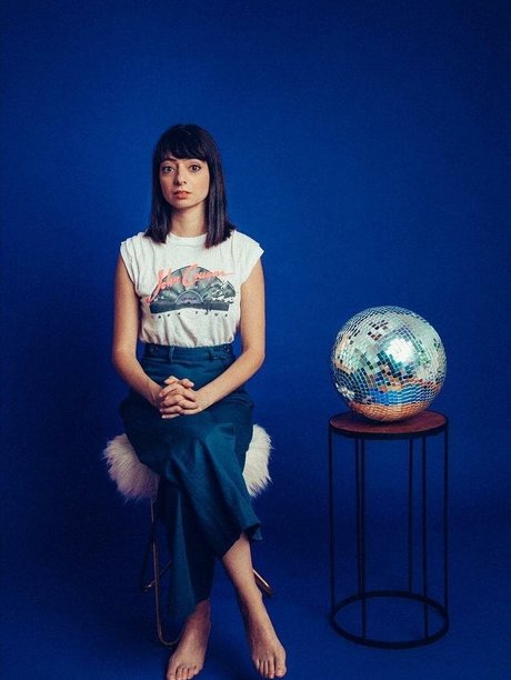 Kate Micucci star pornographic pic